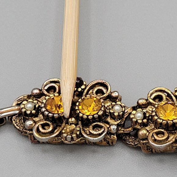 Womens Gold Tone Metal Fashion Bracelet Multicolor Rhinestones Faux Pearl 6 1/4 - Picture 7 of 8